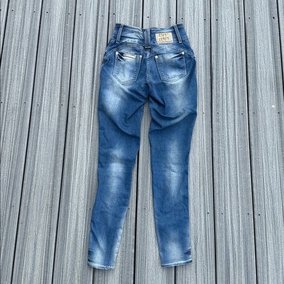 RARE Pit Bull - distressed high rise skinny with bling blue jeans - size 6 - Picture 5 of 10